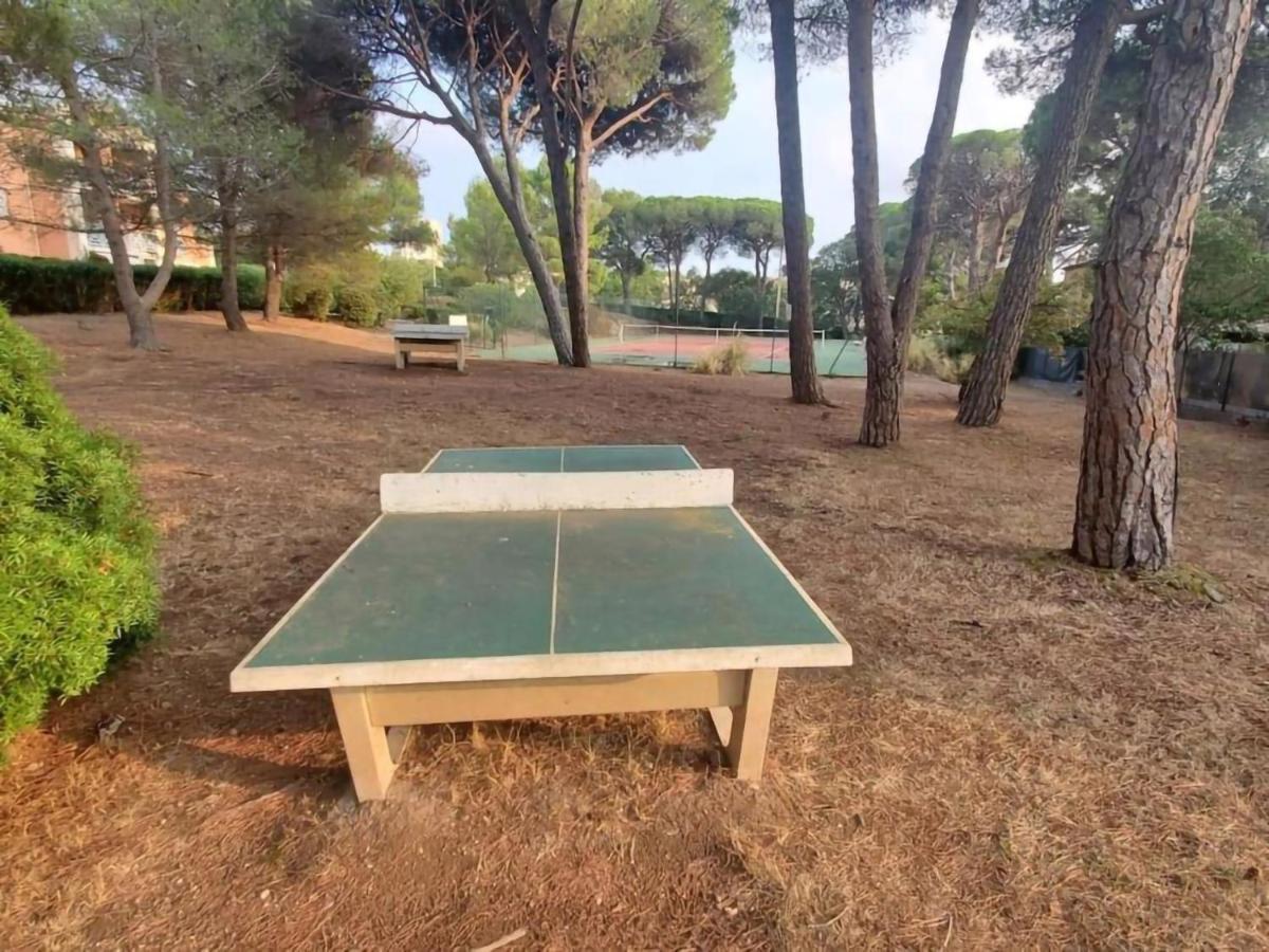 Oasis Des Grands Pins - Saint-Raphael - Residence Privee Avec Grande Piscine & Tennis Privee Luaran gambar